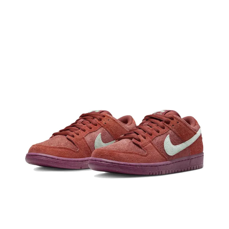 NIKE SB DUNK LOW MYSTIC RED ROSEWOOD